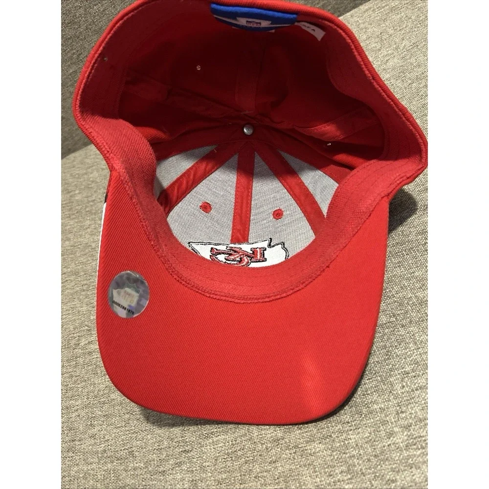 Vtg NFL Kansas City Chiefs Reebok Baseball Cap Hat OSFA Stretch Fit NWOT